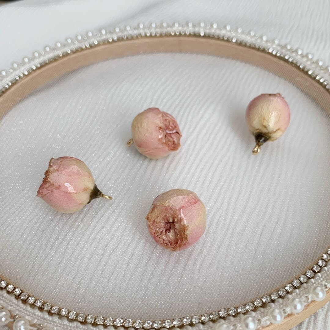 Handmade La Vie En Rose Real Dries Rose Flower Pearl Earring 18K Gold FindingYoYo real pearl