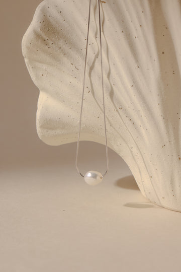 Illy Necklace