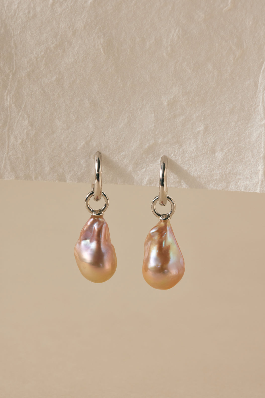 Paloma Earring