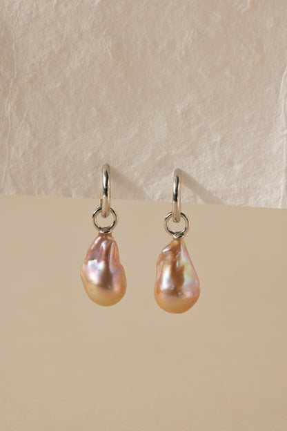 Paloma Earring