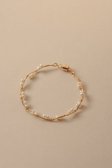 Shape of Wind Bangle