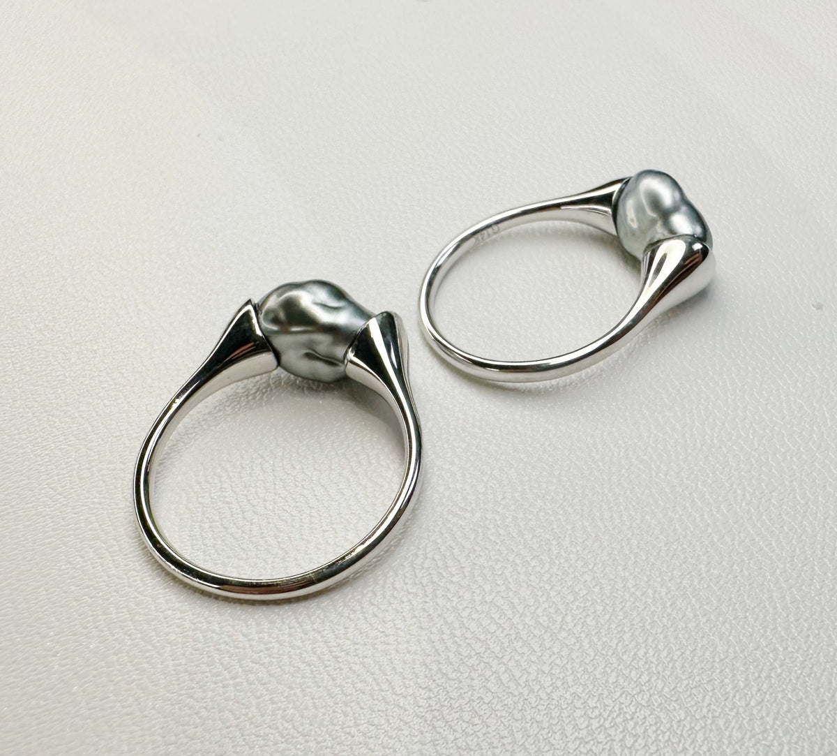 Wavy Ring