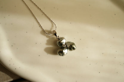 Pansy Necklace