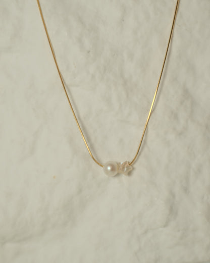 Nacre Necklace