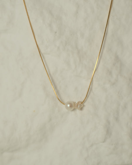 Nacre Necklace
