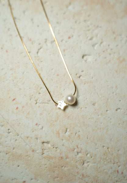 Nacre Necklace