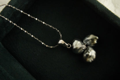 Pansy Necklace