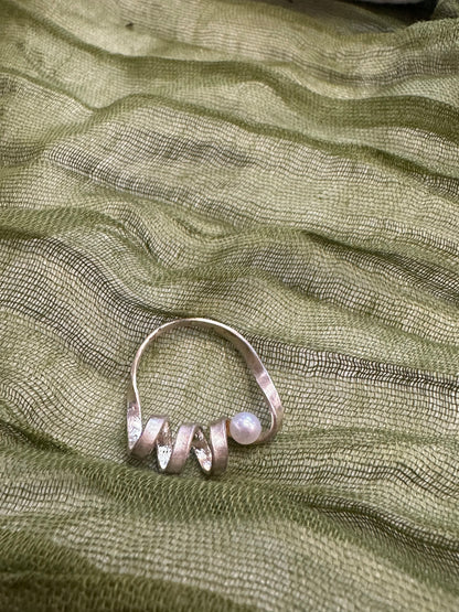 Ribbon Ring