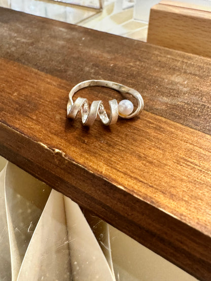 Ribbon Ring