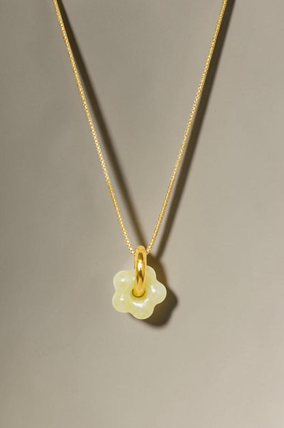 Findingyoyo Jardin necklace featuring a hand-carved pale green Hetian jade flower pendant on an 18K gold vermeil chain