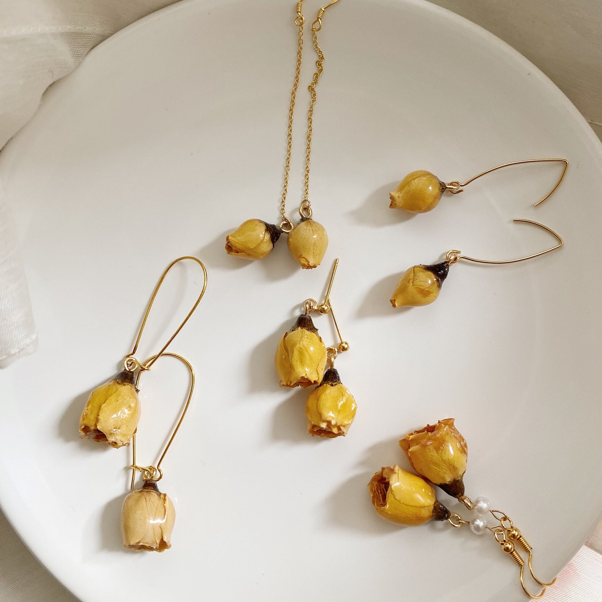 Handmade Rose Bible Real Dried Rose Flower Earring 18K Gold FindingYoYo real pearl