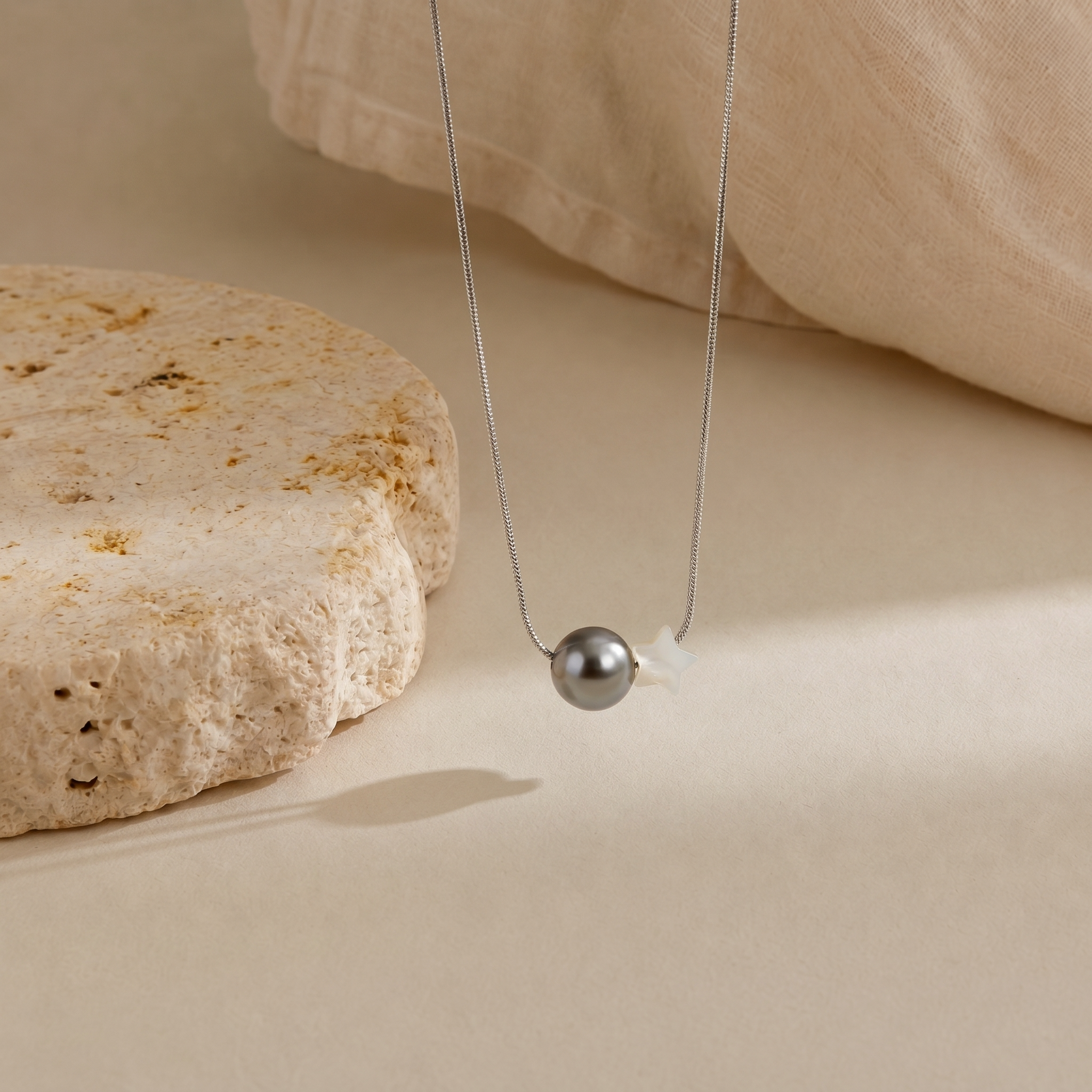 Nacre Necklace