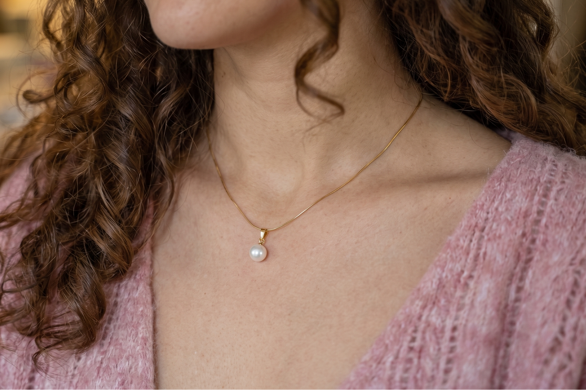 Singular Necklace