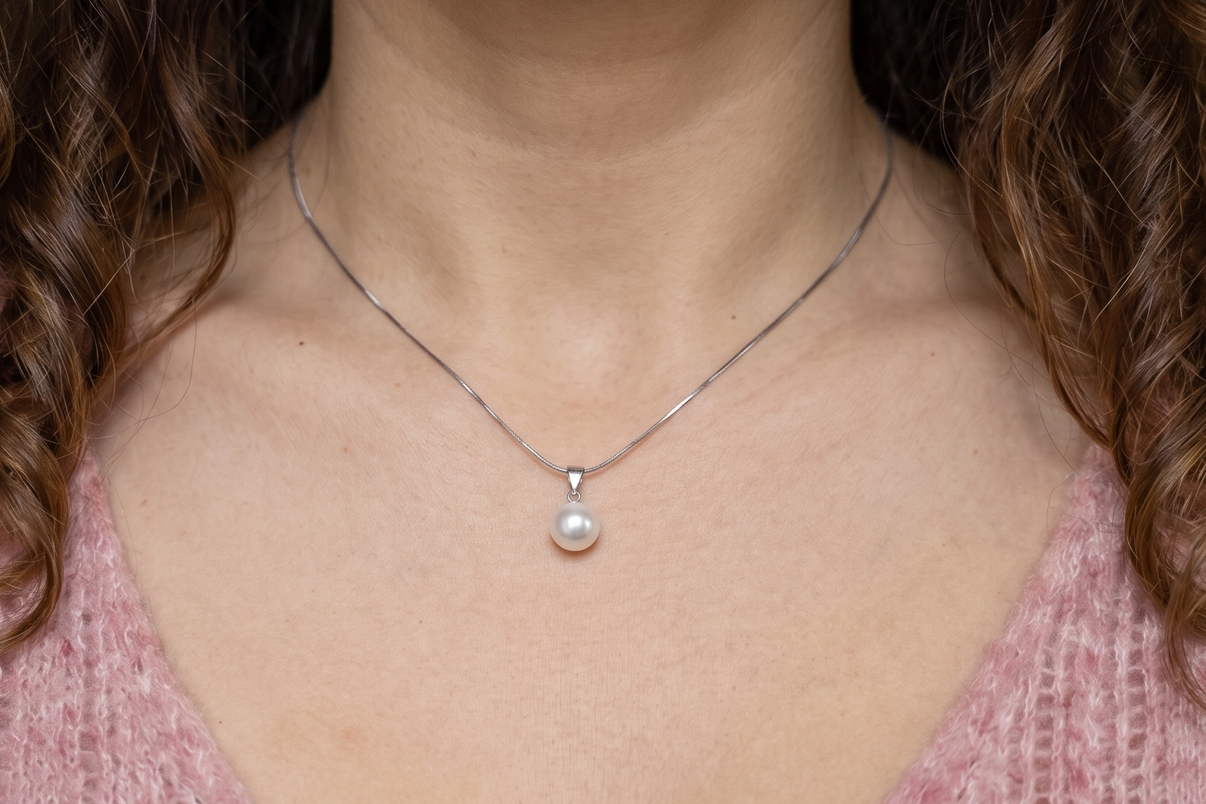 Singular Necklace