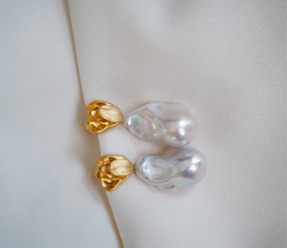Tulip Earring