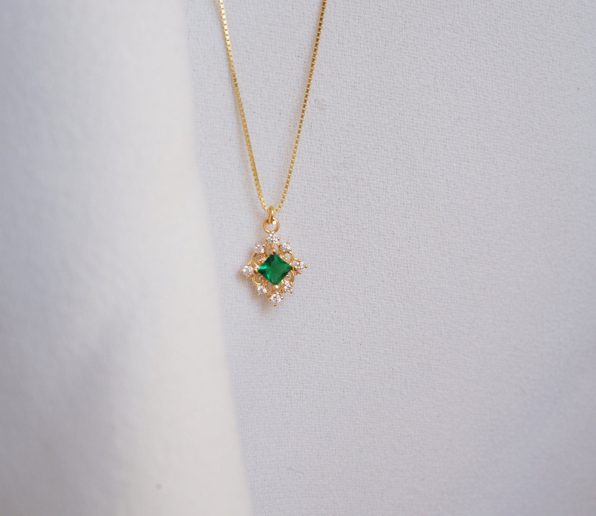 Gold Rhinestone Polaris Necklace