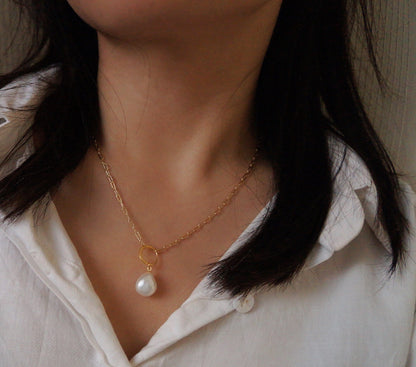 Balloon Necklace
