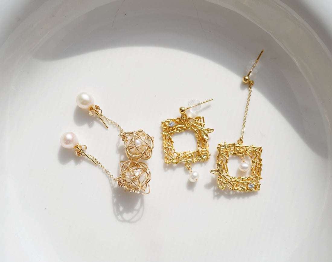 Gold square earrings