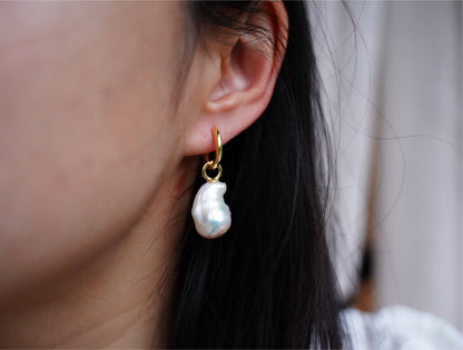 Paloma Earring