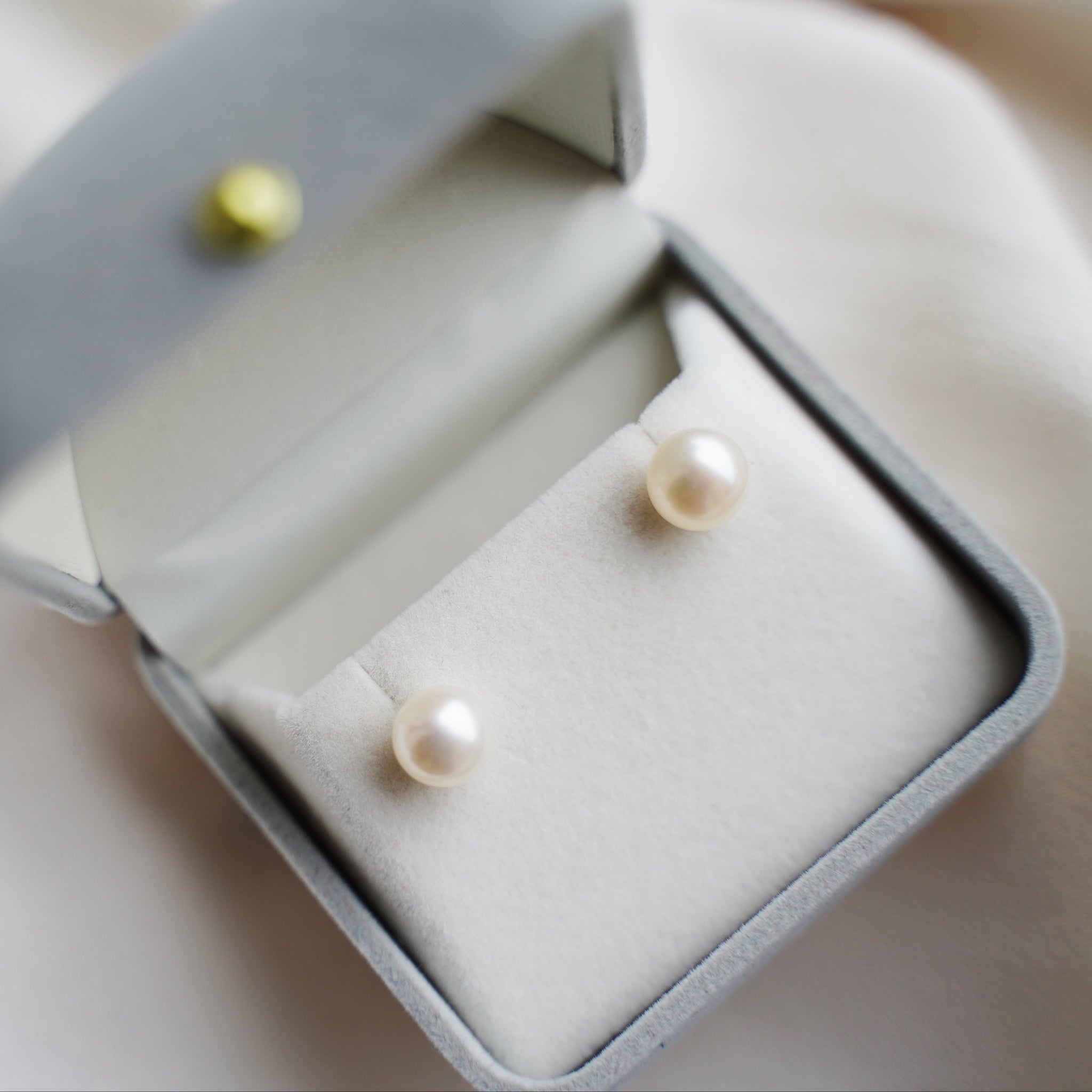 Singular Earring