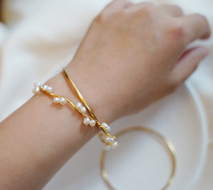 Shape of Wind Bangle