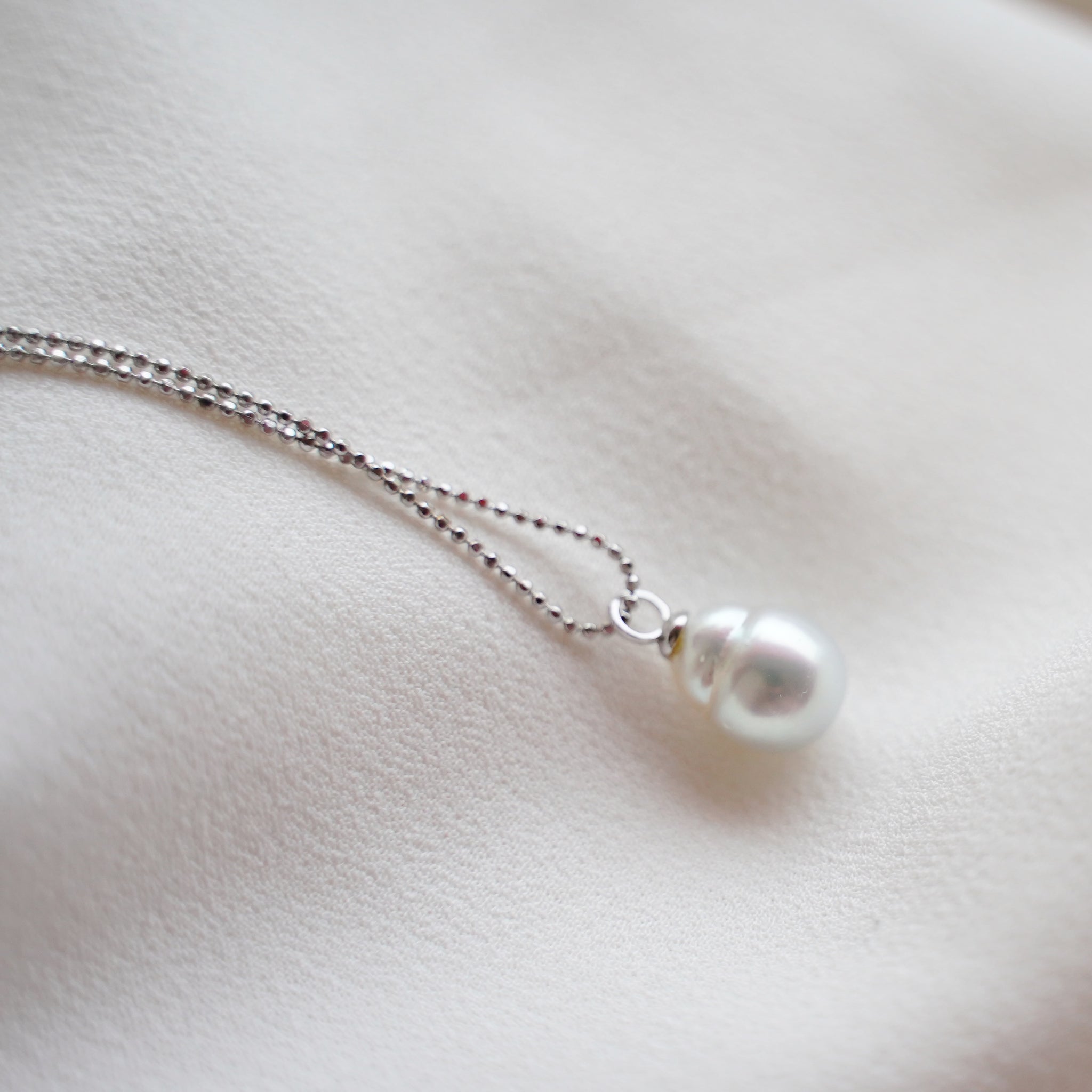 Vermeer Necklace