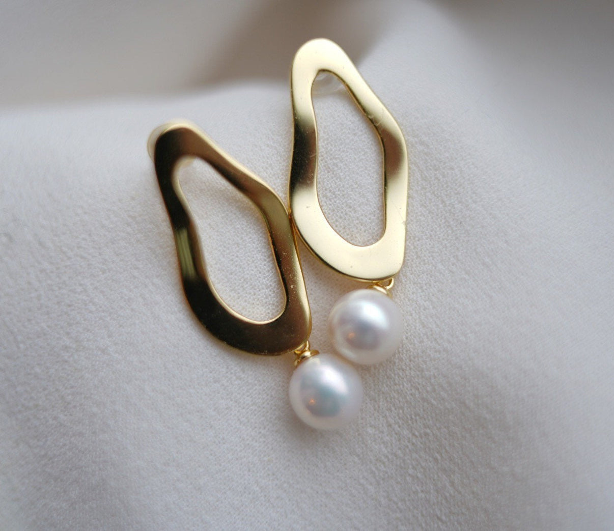 Melting Earring