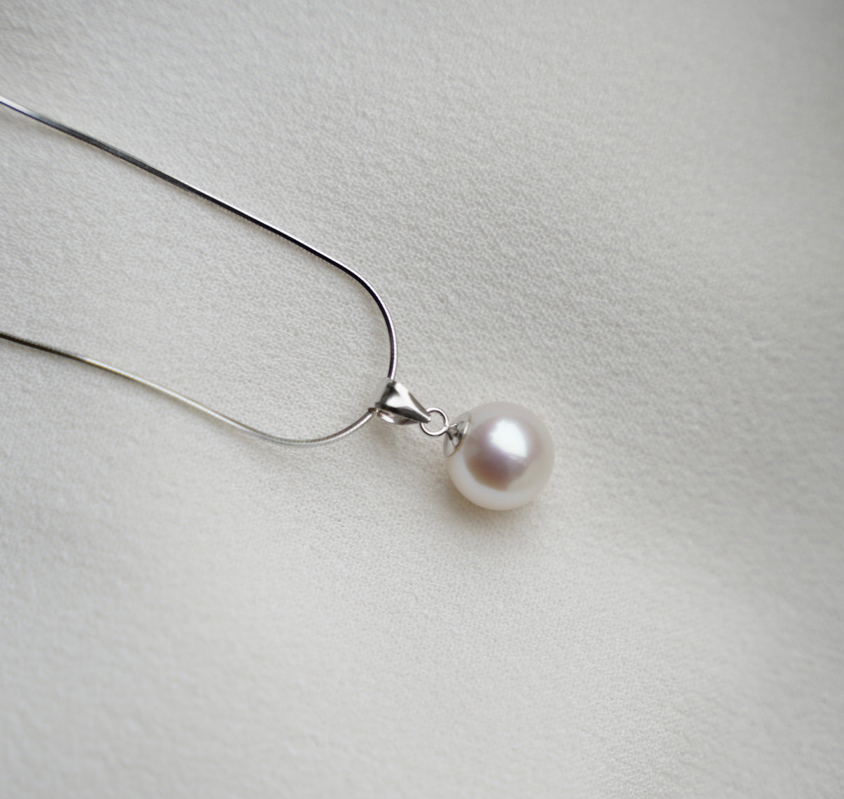 Singular Necklace